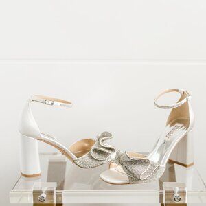 Badgley Mischka Poppy Wedding Block Heel Soft White 6 New Box Crystal